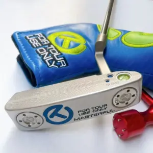 11 Scotty Cameron Putter