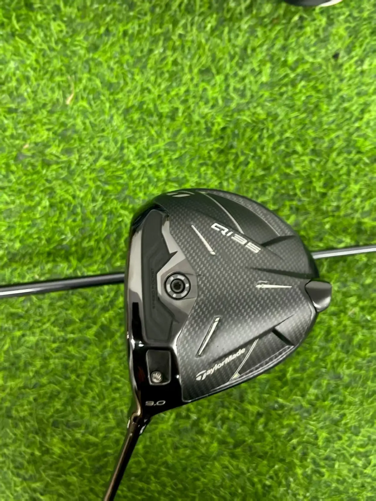 Taylormade QI35 Left-hand Driver