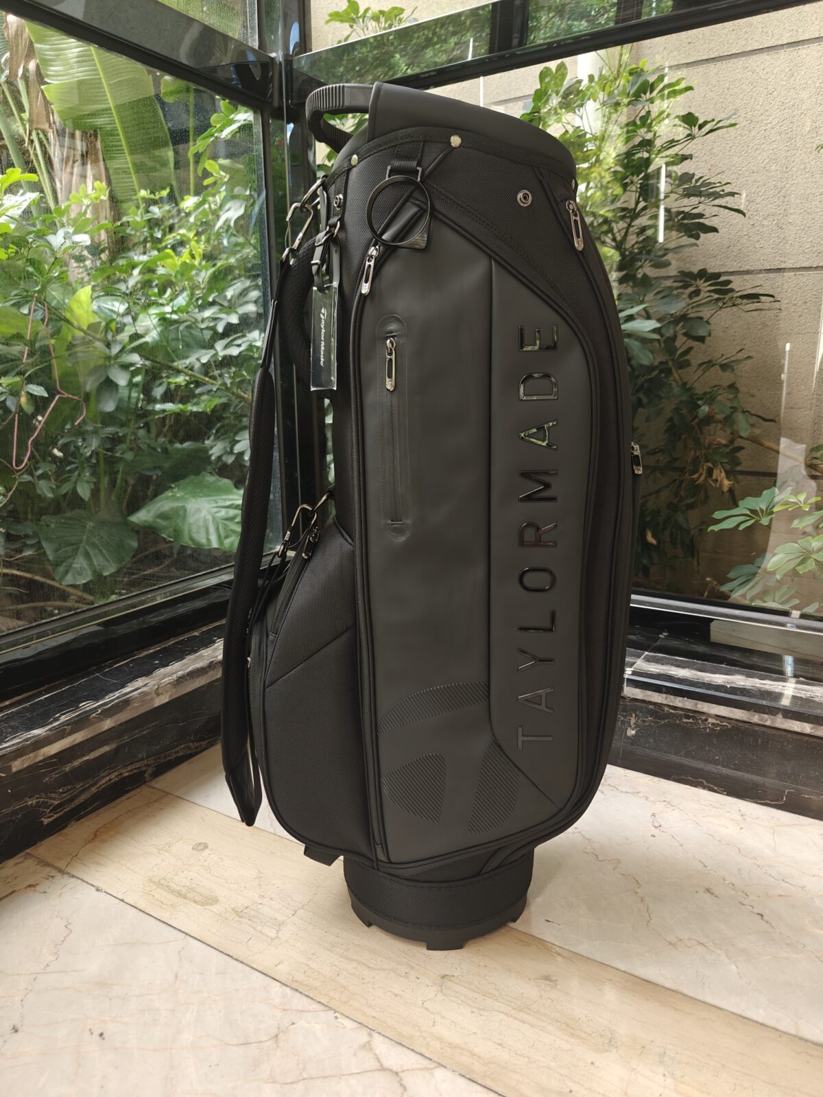 Taylormade Bag 24-26 - Image 3
