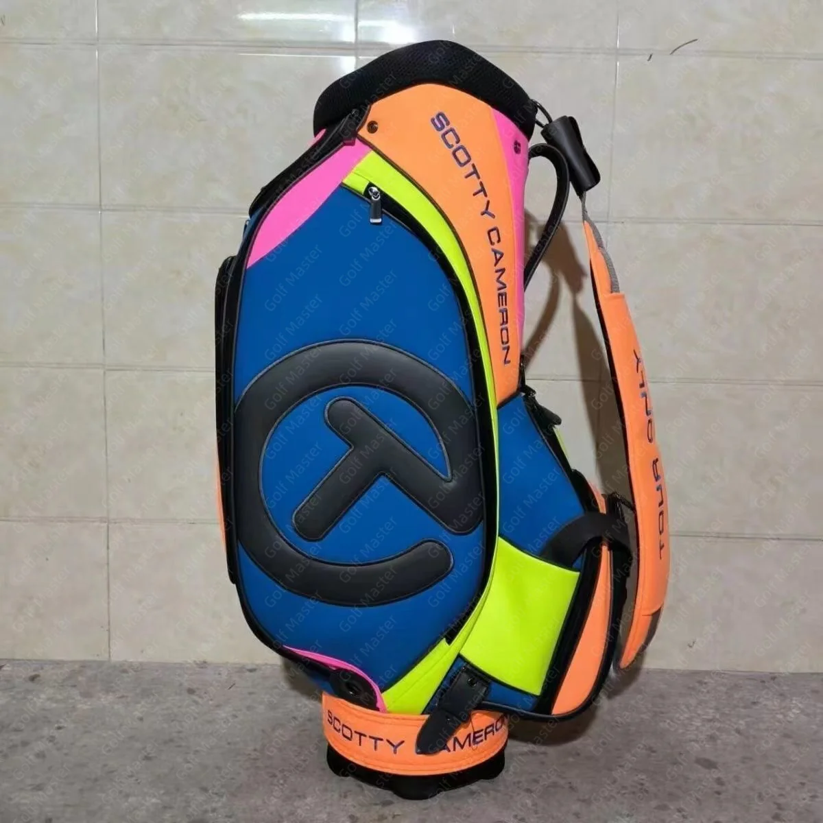 50-Scotty Cameron Bag - Image 4