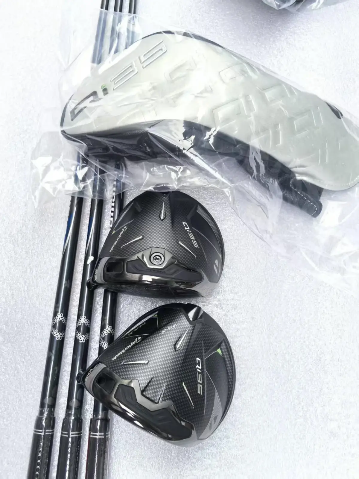 Taylormade Qi35 Driver - Image 3