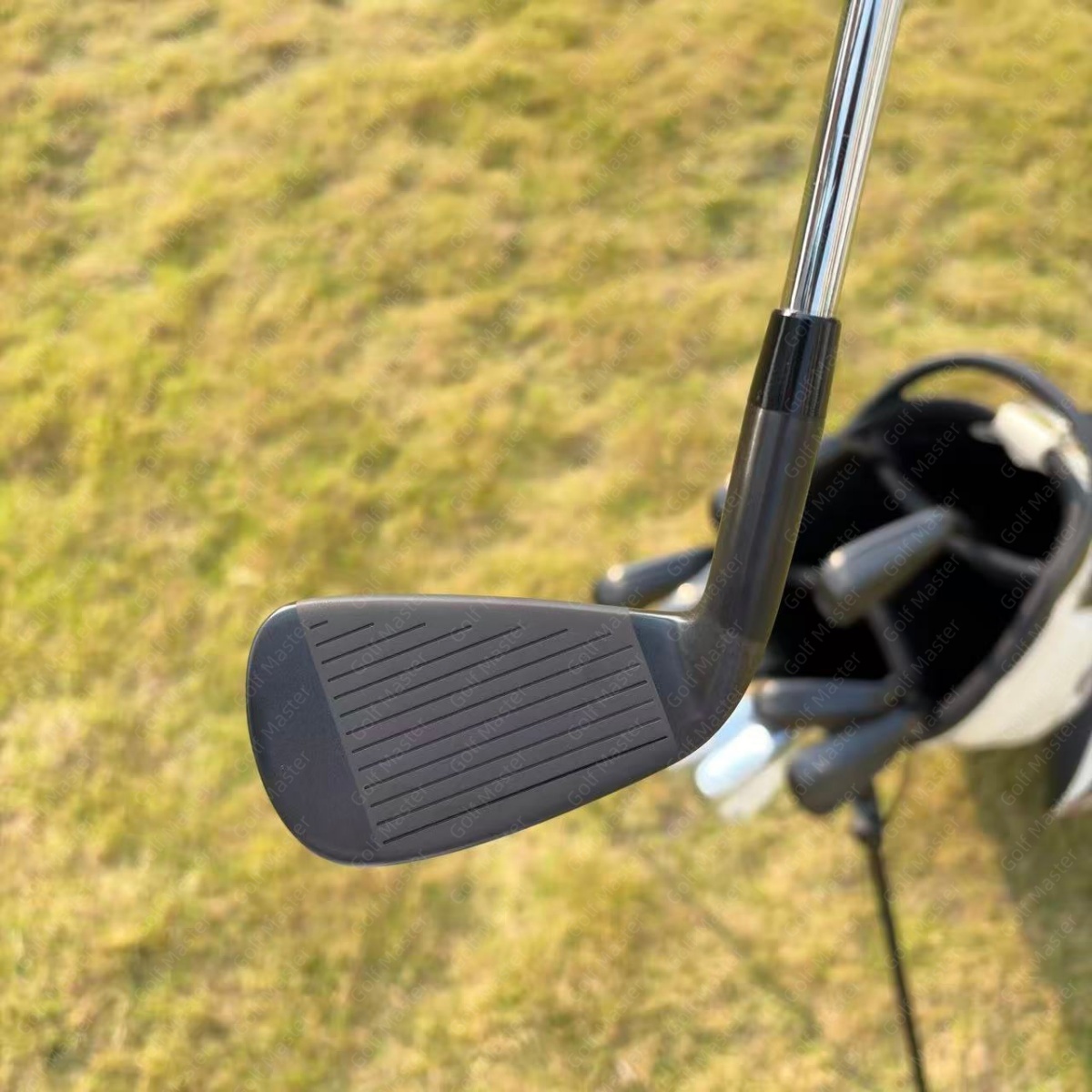 Taylormade P770-black-2025 irons - Image 4