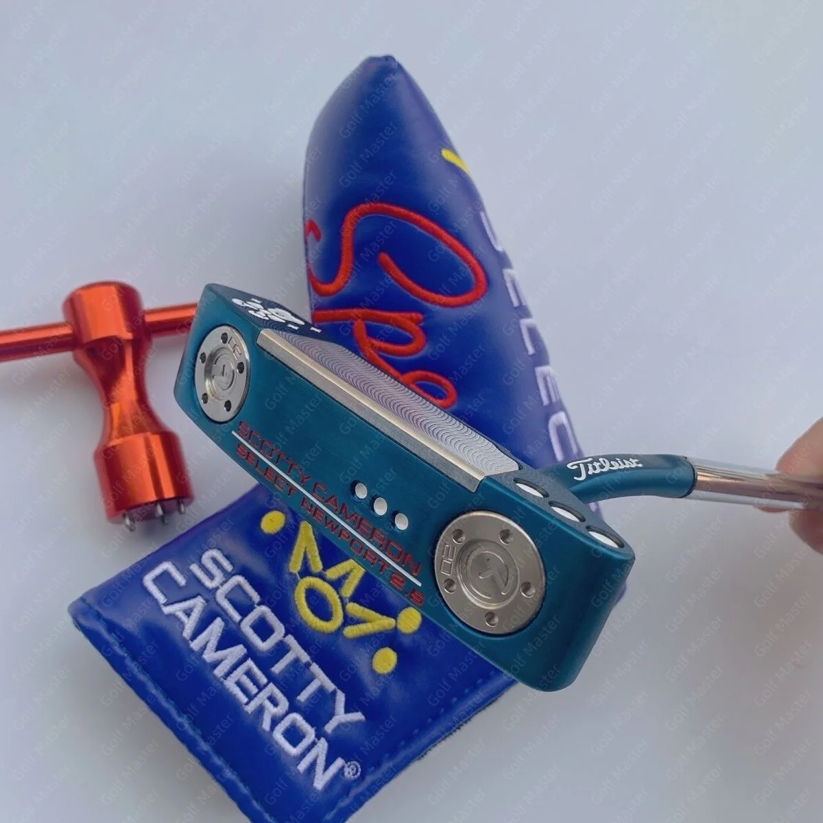 19 Scotty Cameron Putter Special Blue - Image 5