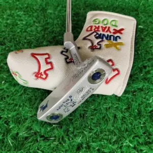 14 Scotty Cameron Putter