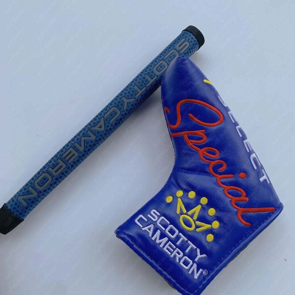 19 Scotty Cameron Putter Special Blue - Image 3