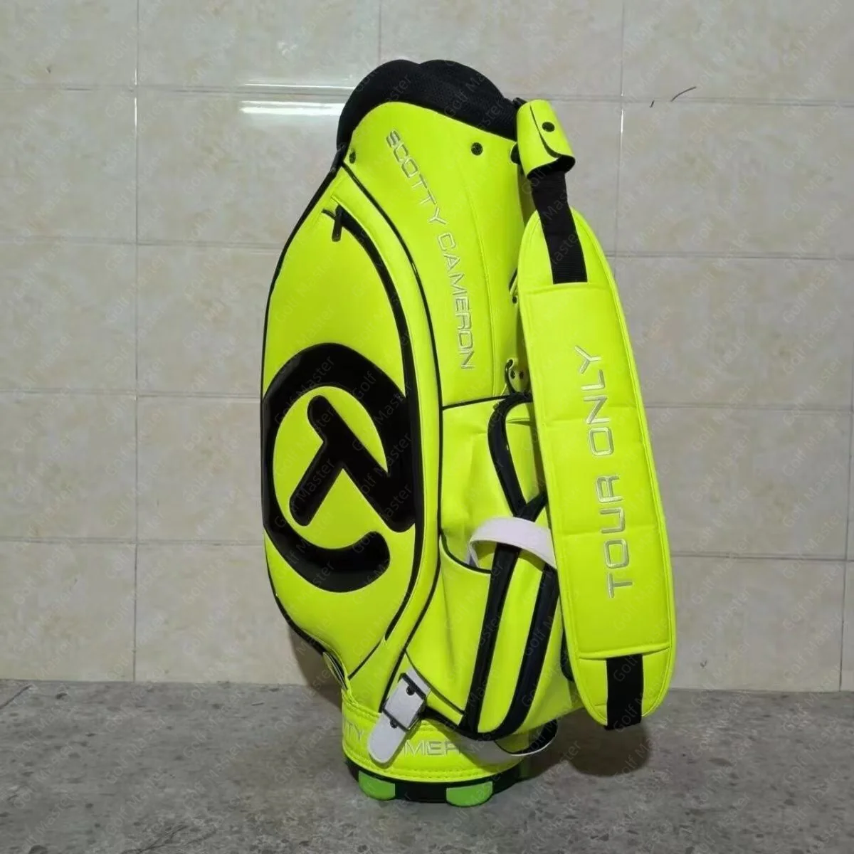 46-Scotty Cameron Bag - Image 6