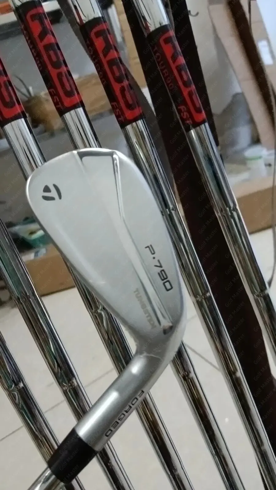 Taylormade P790 Silver third generation irons - Image 5