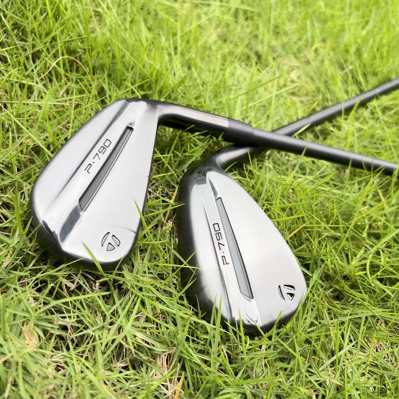 Taylormade P790-2025 Black irons
