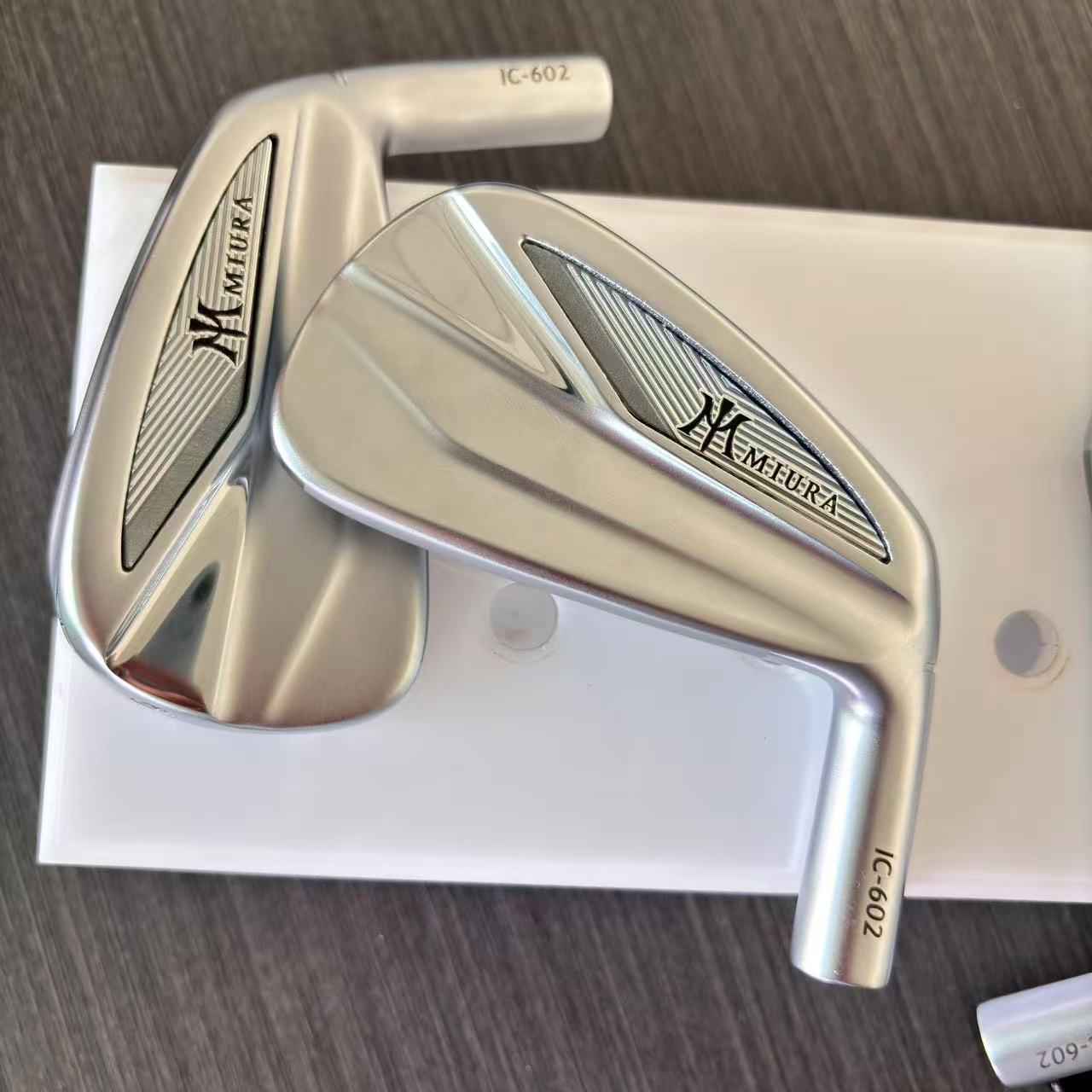 IC-602 irons - Image 5