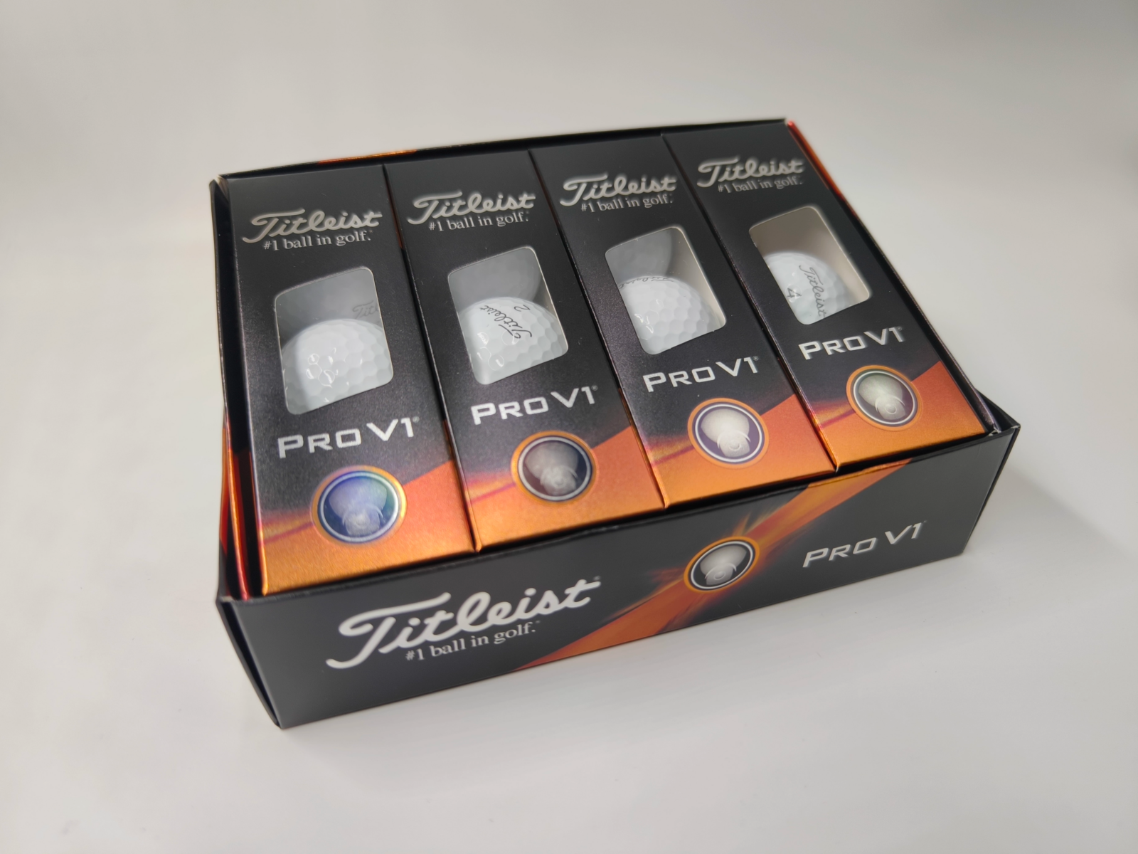 Titleist Golf Ball Pro V1 - Image 3